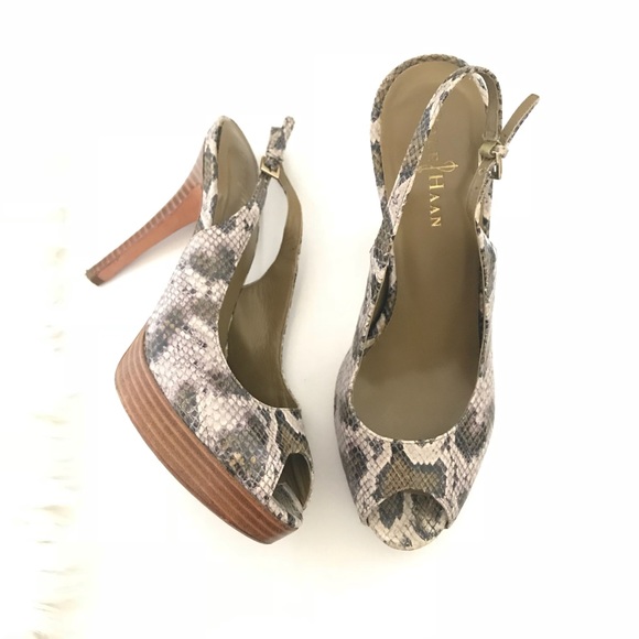 cole haan low heel pump